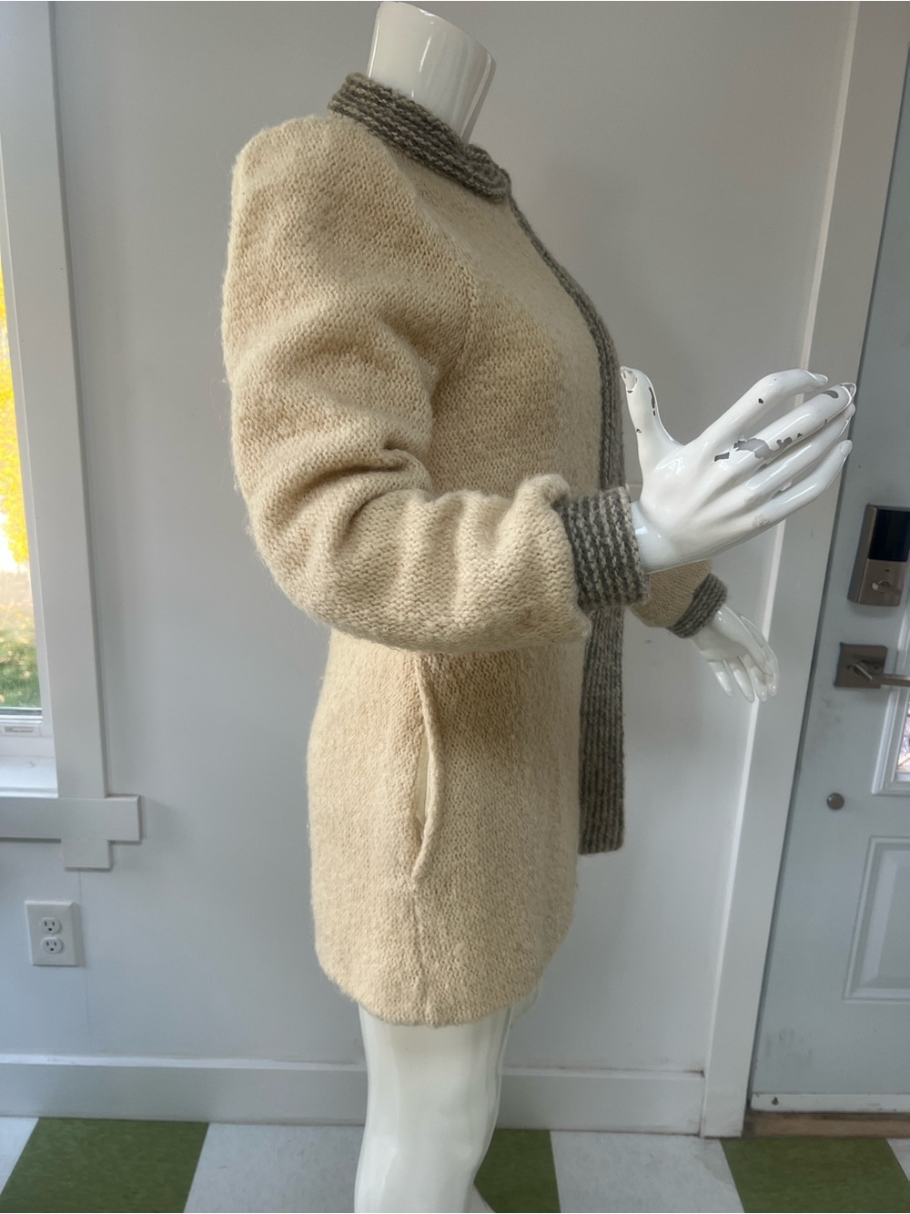 Pure Virgin Wool Tundra Jacket Made in Canada ,Vintage Ivory Jacket with Gray - Picture 7 of 13